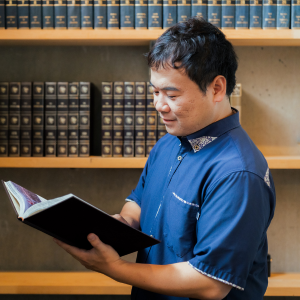 代表弁護士 寺口飛鳥